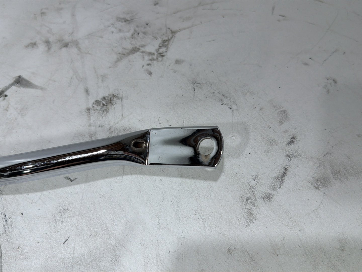 2014 Harley Electra Glide Touring Ultra OEM Rear Right Saddlebag Guard Rails Bar