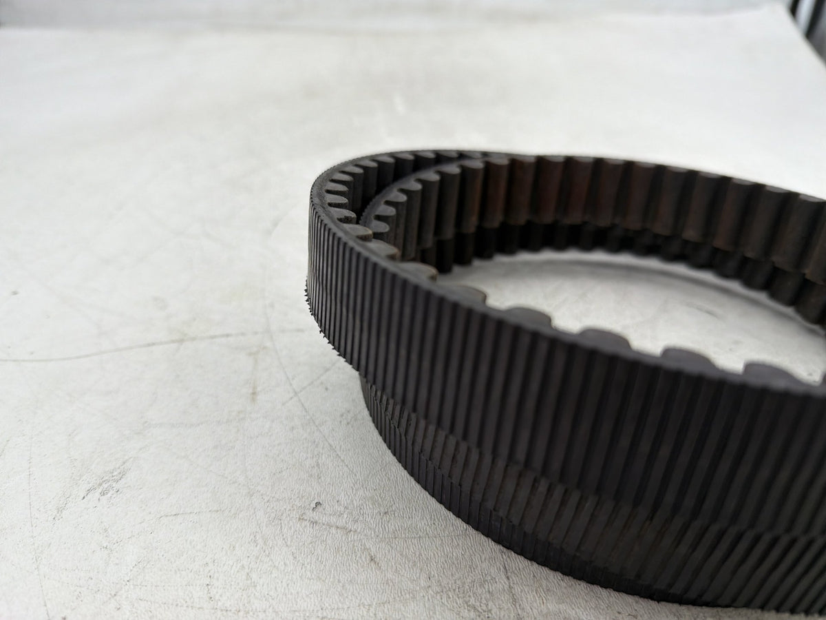 2001 Harley Fat Boy Softail FLSTF OEM Rear Drive Belt 40307-00 135T 1-1/8"