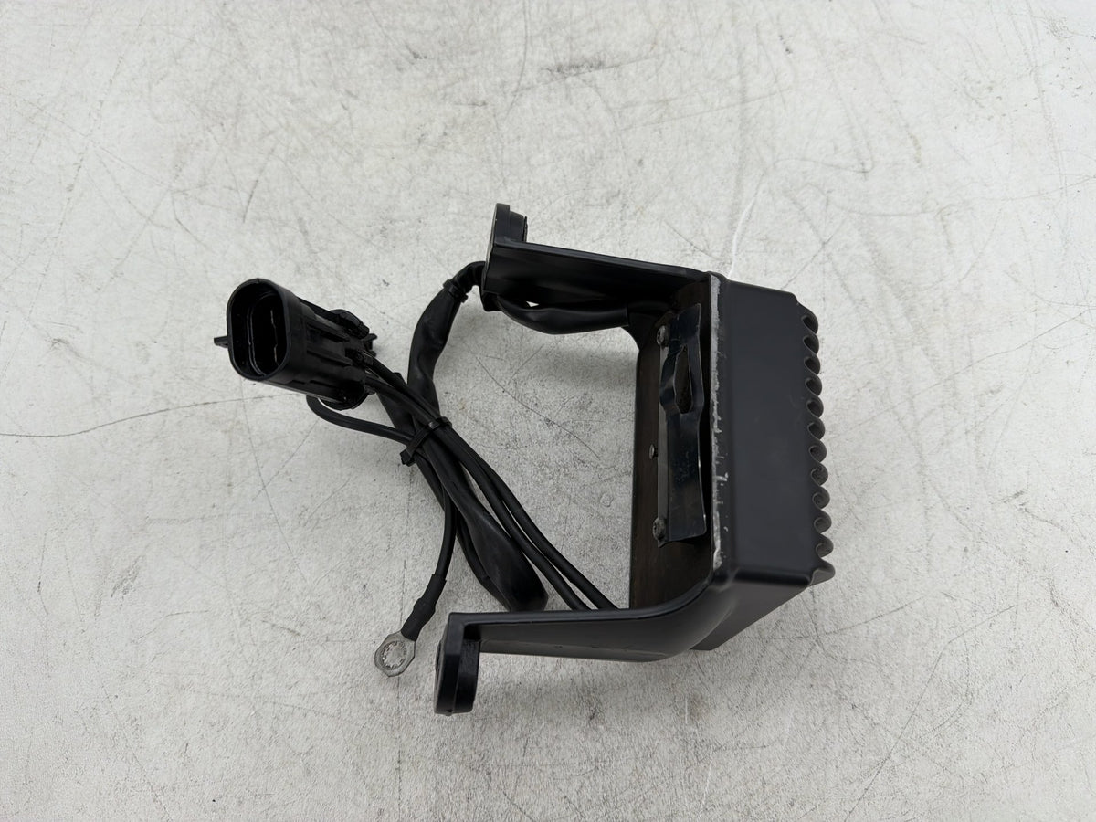 2004 Harley Electra Glide Touring Ultra OEM Voltage Regulator Rectifier