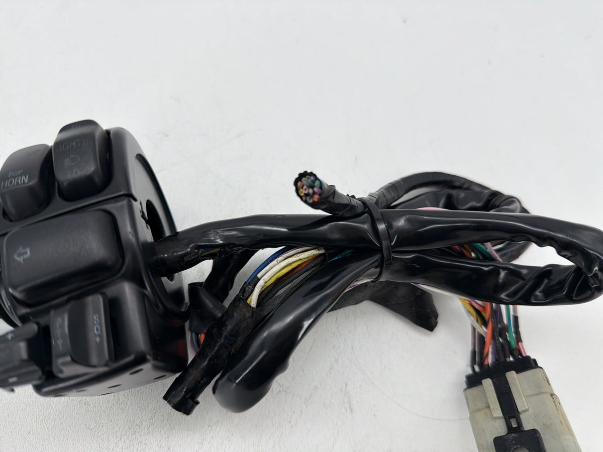 11 Harley Electra Glide Touring OEM Left Turn Signal Headlight Switches Controls