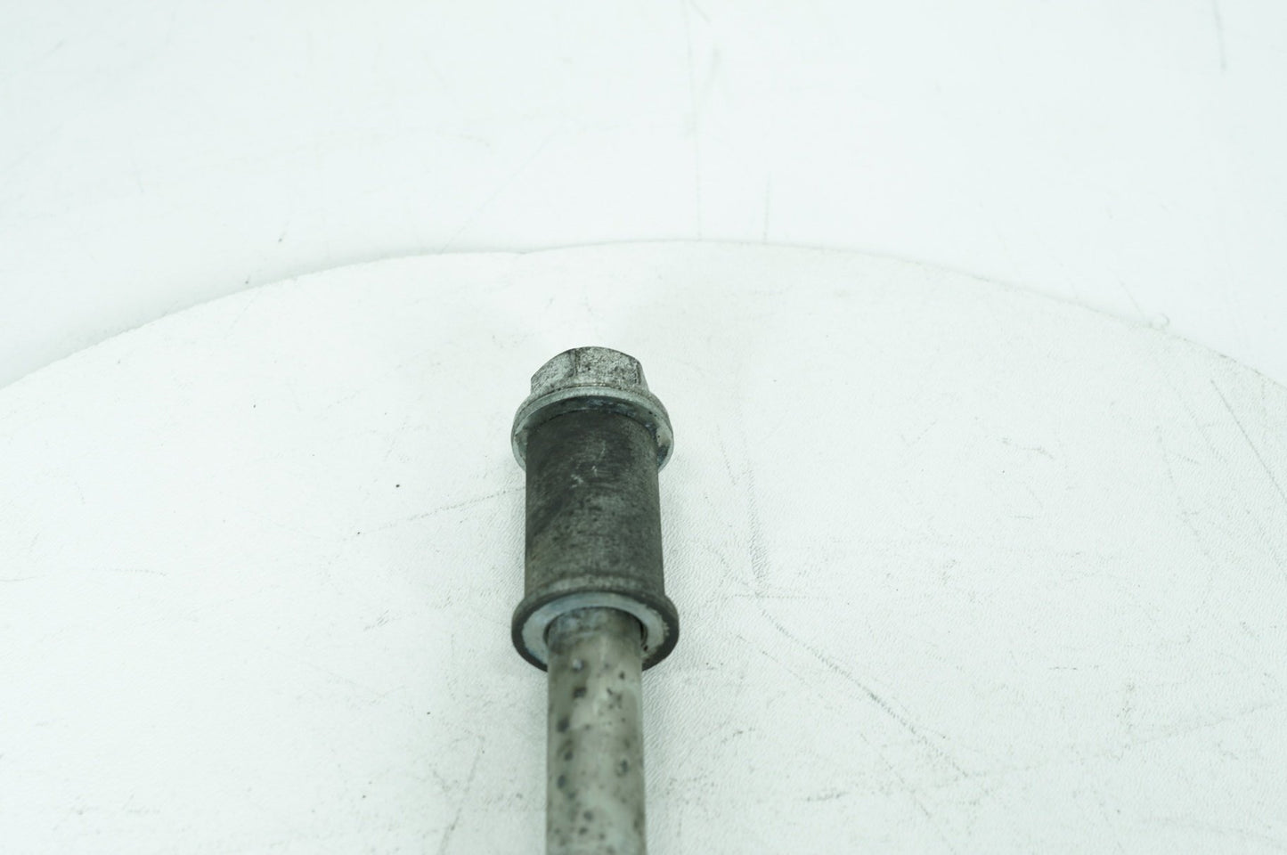 1999 - 2006 Harley-Davidson Softail Deuce Rear Fork Swingarm Pivot Bolt Shaft 47610-00