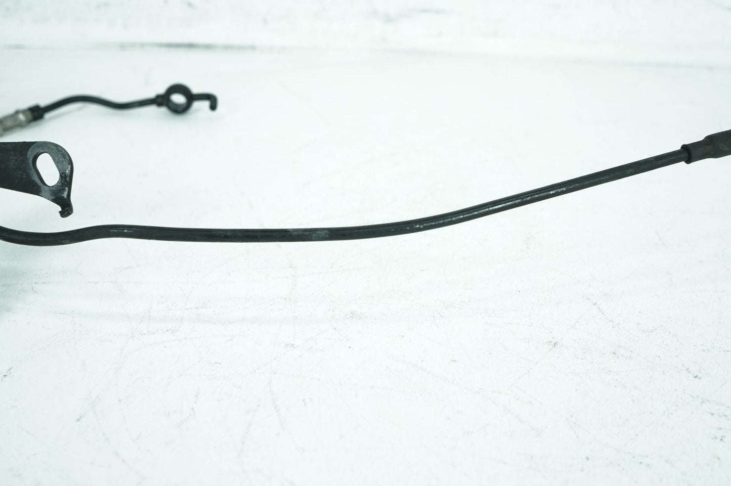 1999 - 2006 Harley-Davidson Dyna Street Bob Rear Brake Hose Line Pipe 40956-00A