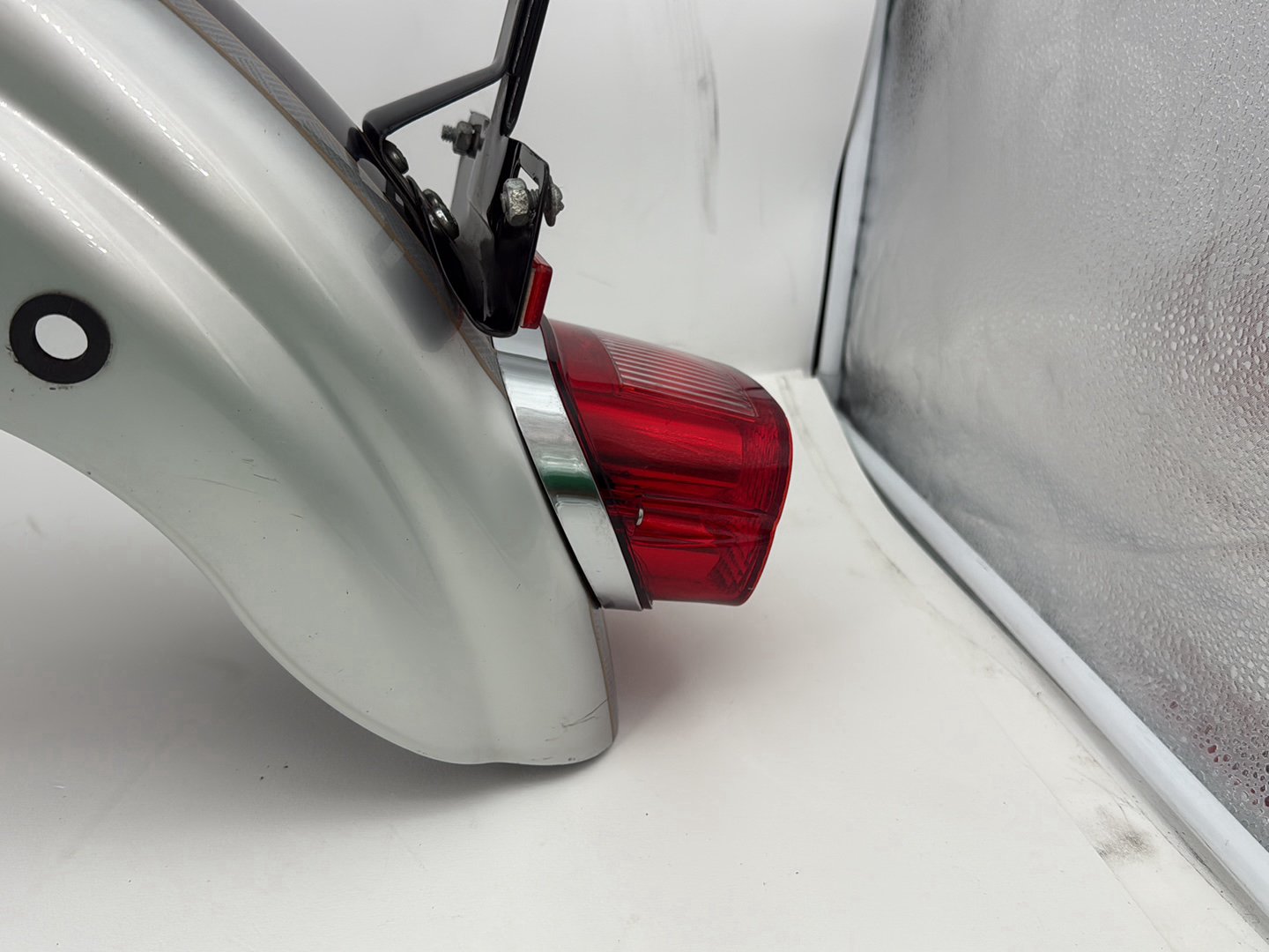 2003 Harley Sportster XL1200C 1200 Custom Anniversary OEM Rear Wheel Fender Taillight Brake Lamp