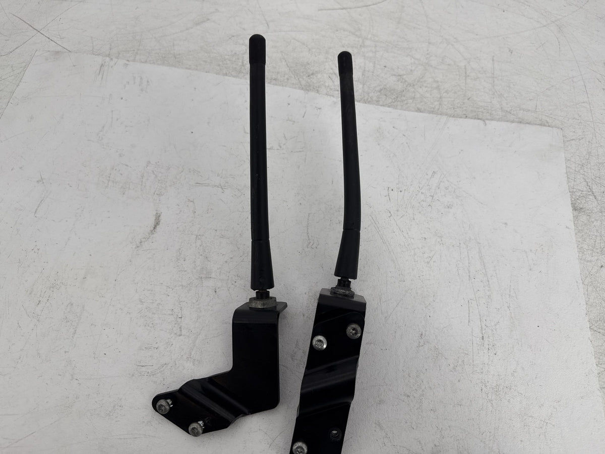 2013 Harley Street Glide Touring FLHX OEM Audio Radio Antenna Mast FM AM