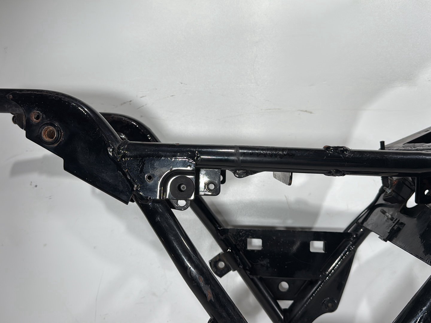 2000 Harley Touring Electra Glide Ultra OEM Body Main Frame Chassis CLN CLR