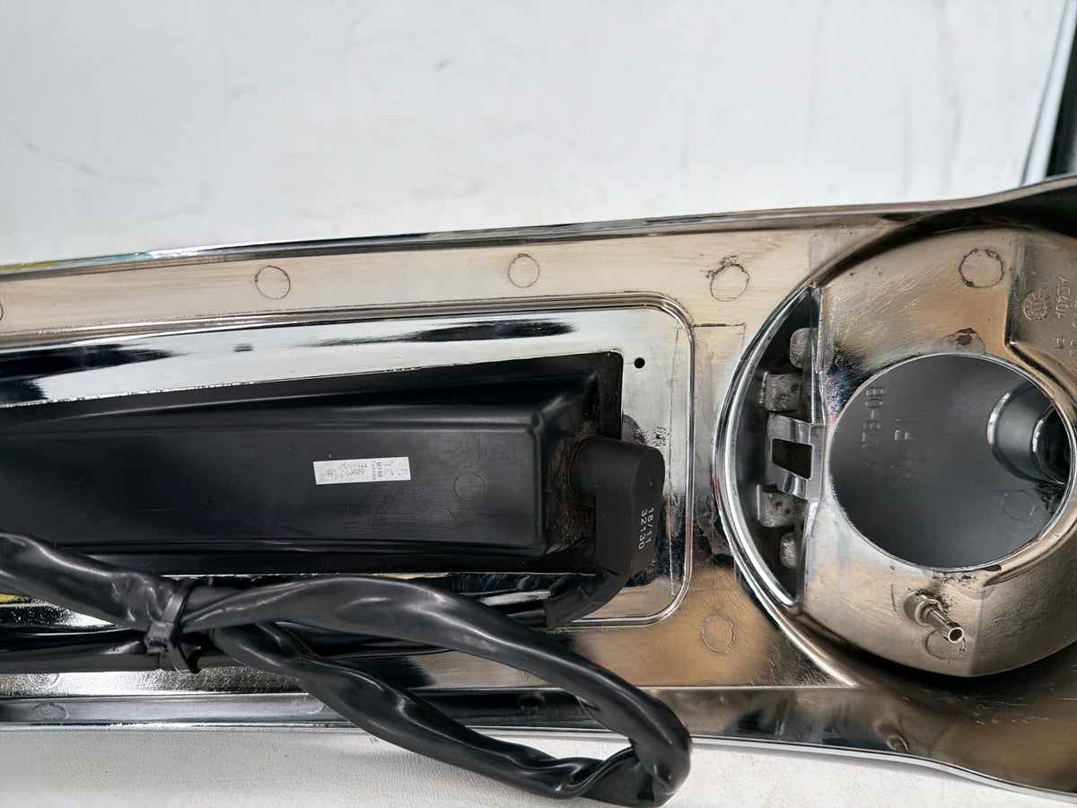 2012 Harley Electra Glide Touring Ultra OEM Fuel Gas Tank Dash Console NOKey