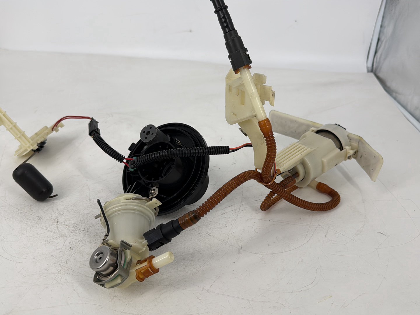 2008 - 2016 Harley-Davidson Touring Street Glide Gas Gasoline Fuel Petrol Pump Sending 62908-08