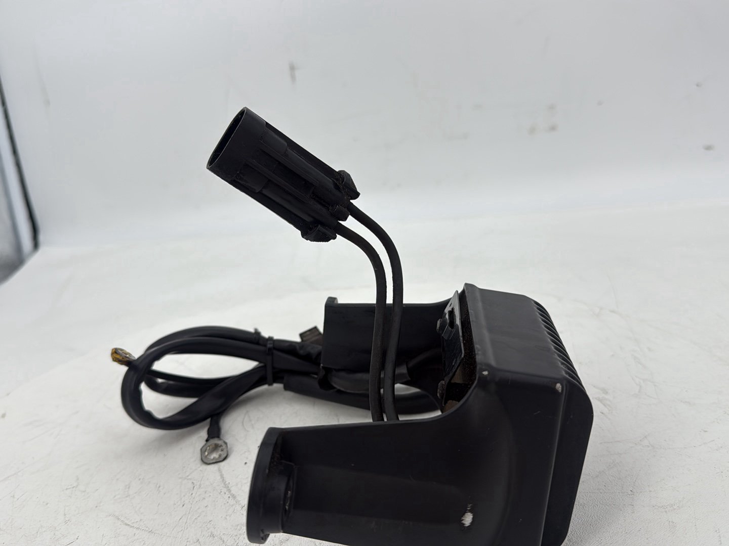 1999 - 2006 Harley-Davidson Touring Electra Glide Voltage Regulator Rectifier  74505-02