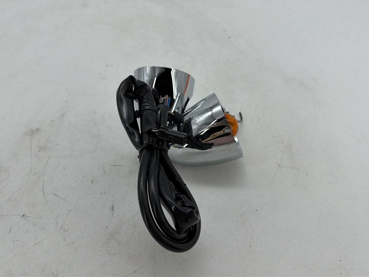 2015 Harley Softail Deluxe FLSTN OEM Front Left Right Turn Signal Indicators