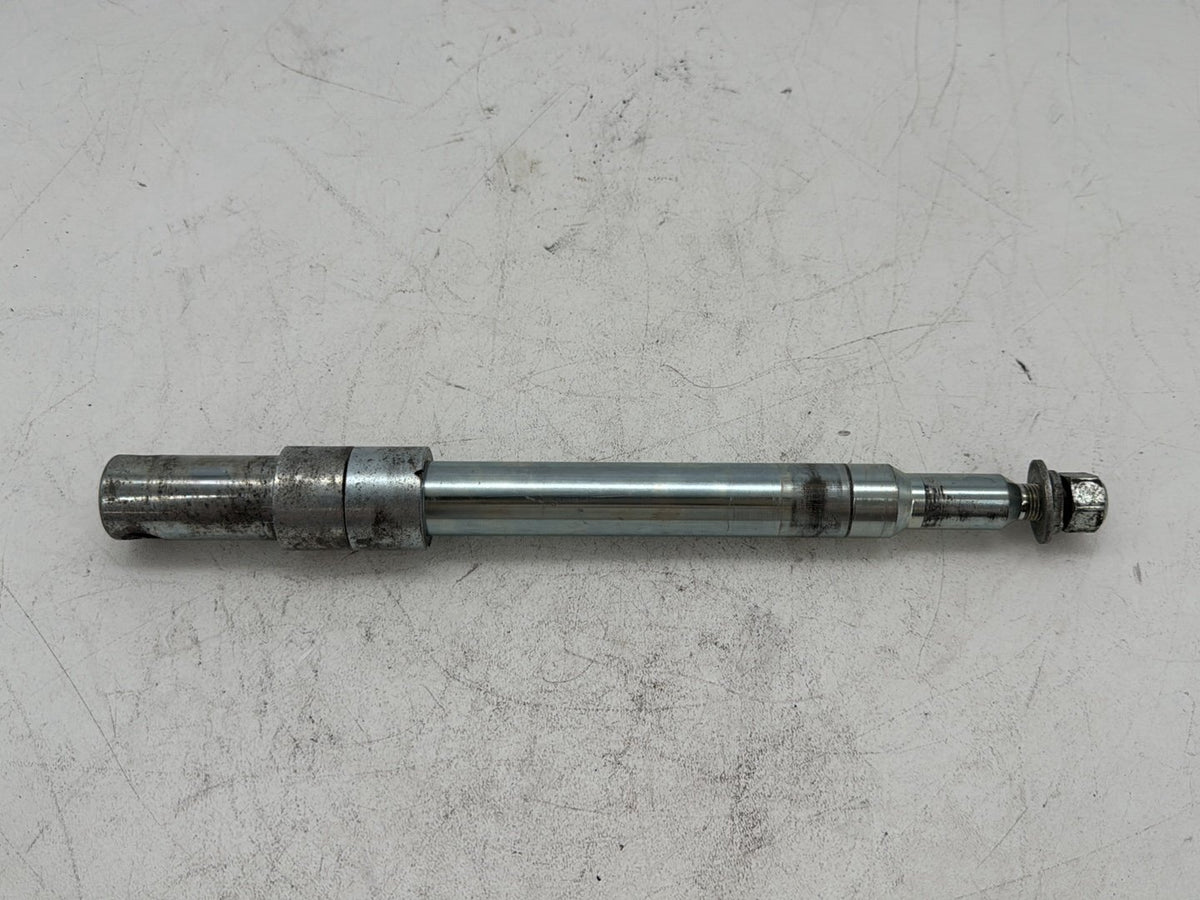 2006 Harley Street Glide Touring FLHXI OEM Front Wheel Axle Bolt Shaft