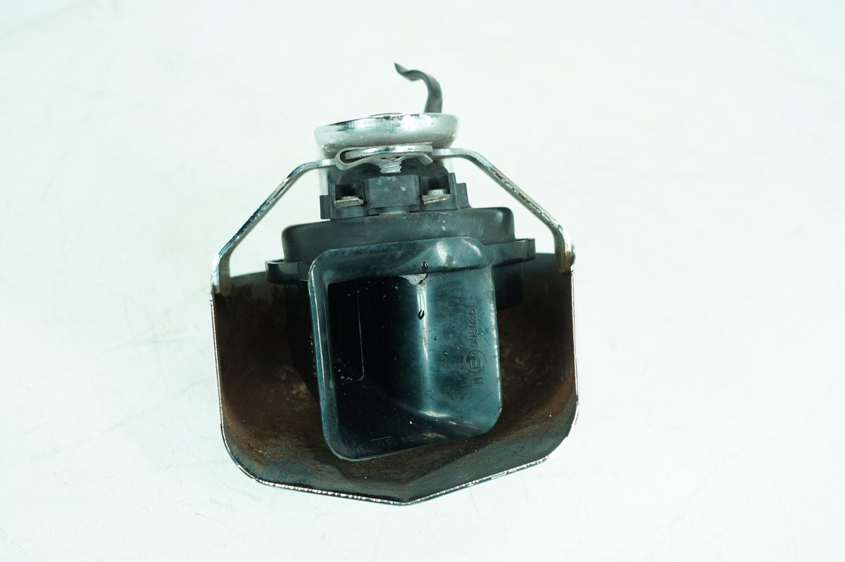 2007 - 2012 Harley-Davidson Touring Electra Glide Ultra Horn Signal Klaxon Chrome Cover 69060-90F