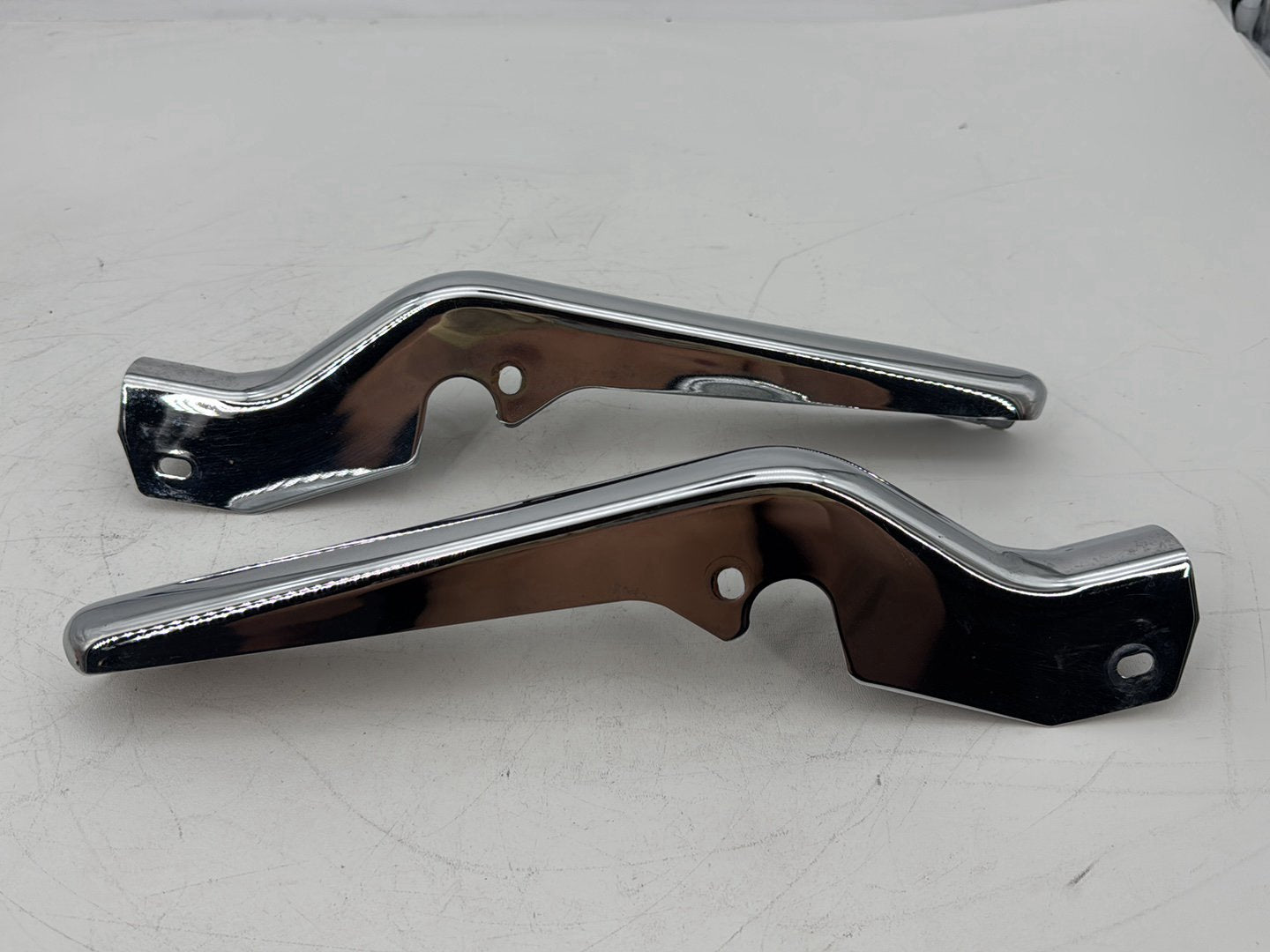 2008 Harley Touring FLHT Electra Glide OEM Left & Right Saddlebag Mount Brackets