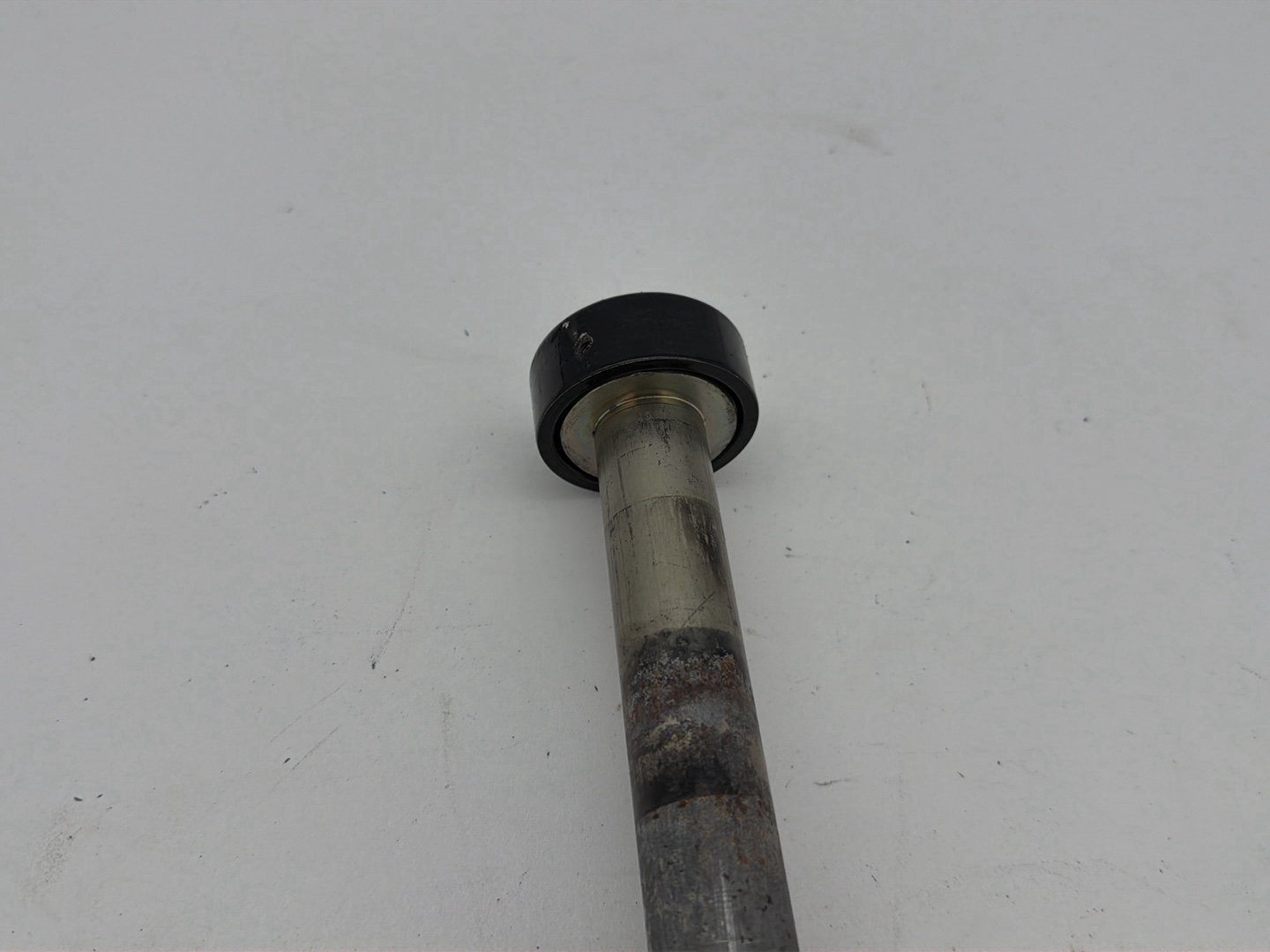 2008 Harley Dyna Fat Bob FXDF OEM Rear Wheel Axle Bolt Shaft
