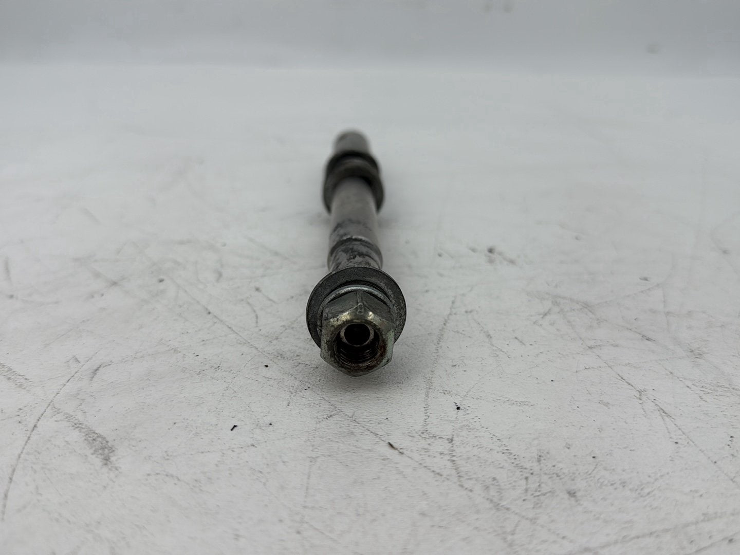 2004 - 2013 Harley-Davidson Sportster 1200 Custom Front Wheel Axle Bolt Shaft 43895-00