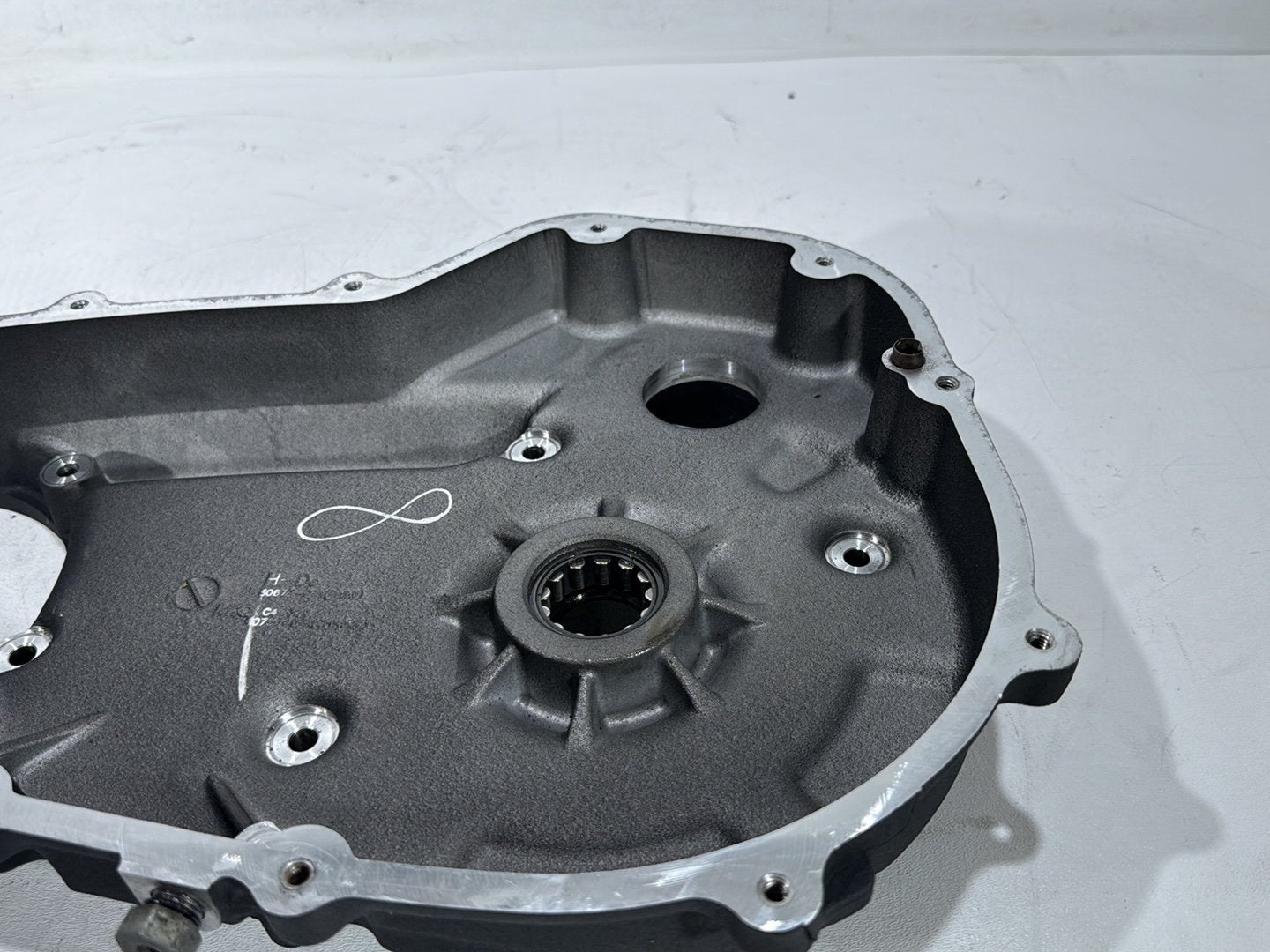 2010 Harley Street Glide Touring FLHX OEM Inner Primary Clutch Cover