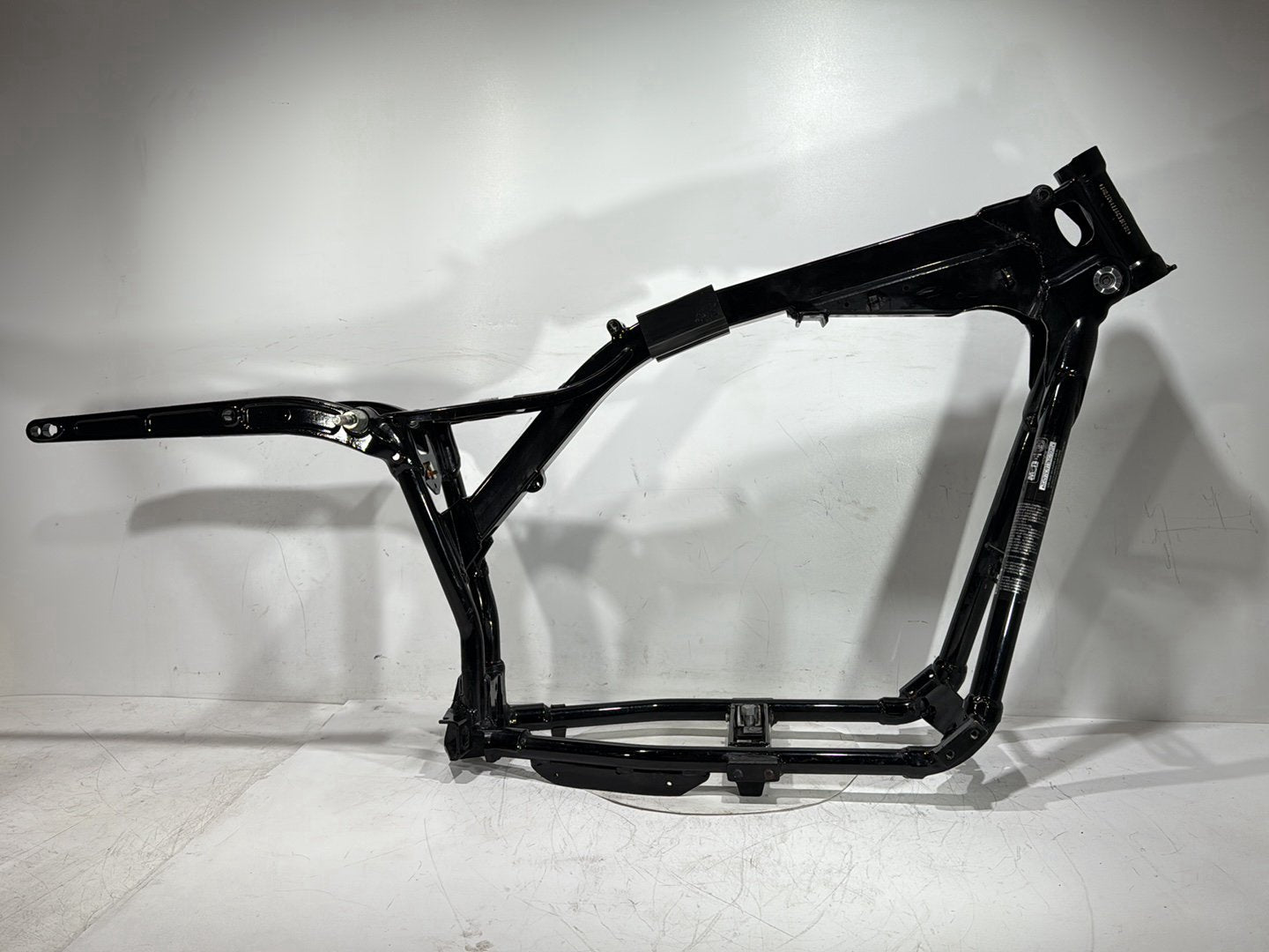 2010 Harley Dyna Fat Bob FXDF OEM Body Main Frame Chassis SLVG
