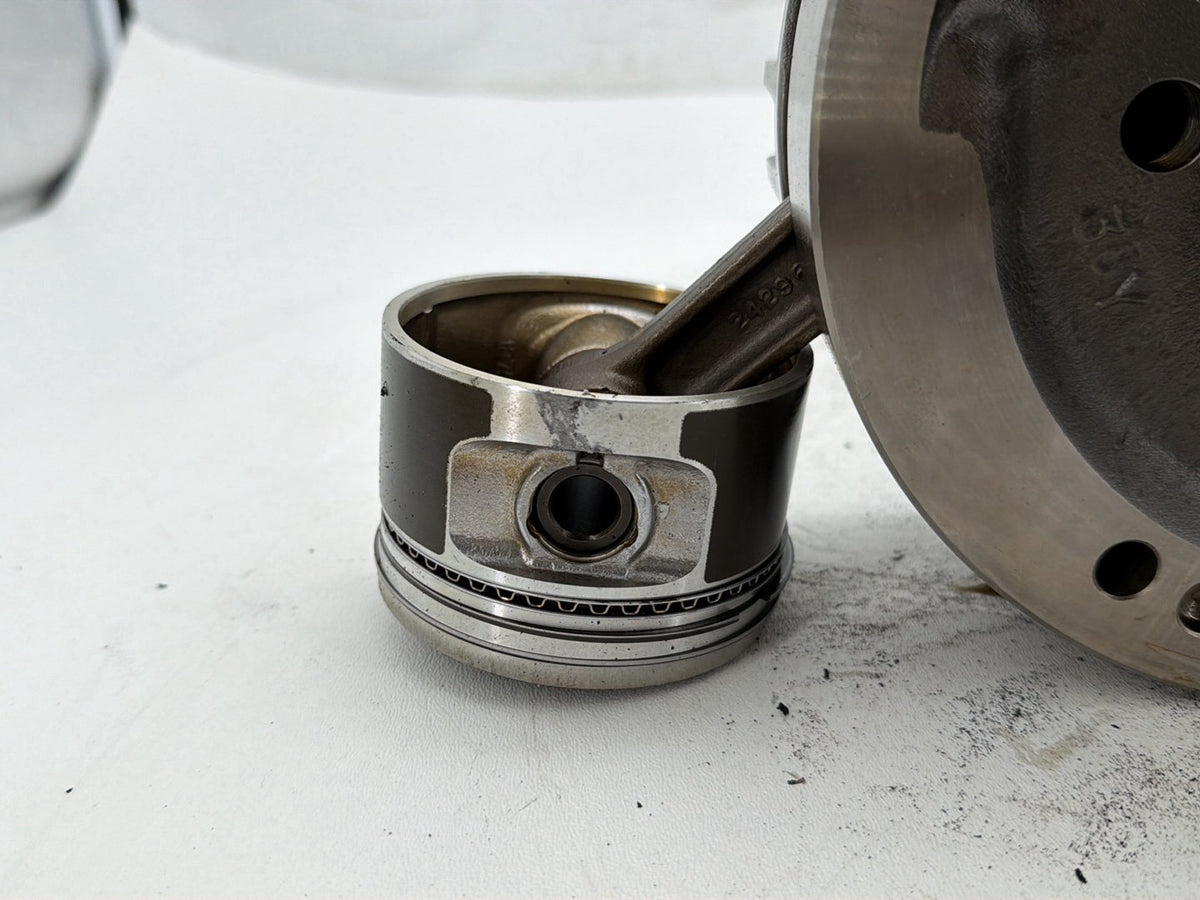 1996 Harley Road King FLHPI EVO Engine Crankshaft Flywheel Pistons Parts