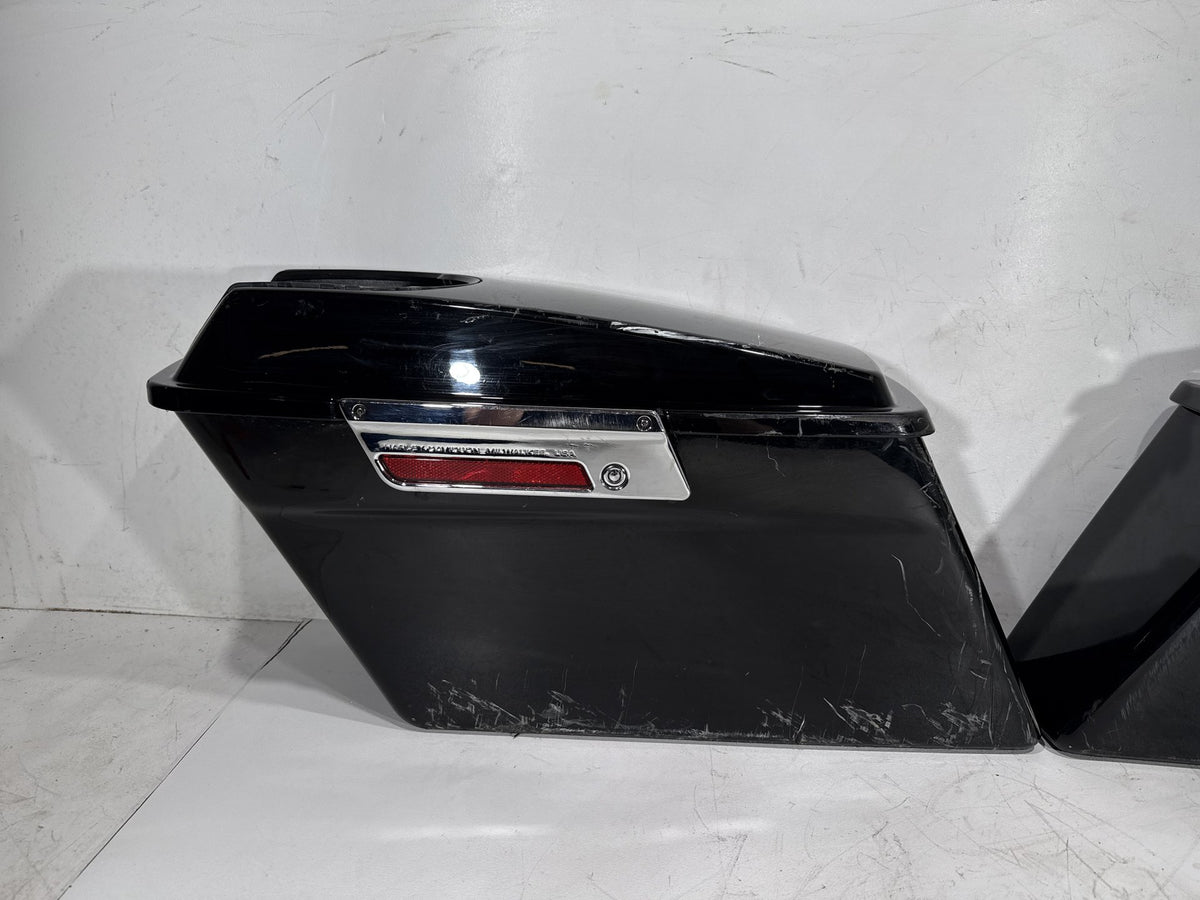 2006 Harley Road King Touring Custom OEM Left Right Saddlebags Luggage NOKey