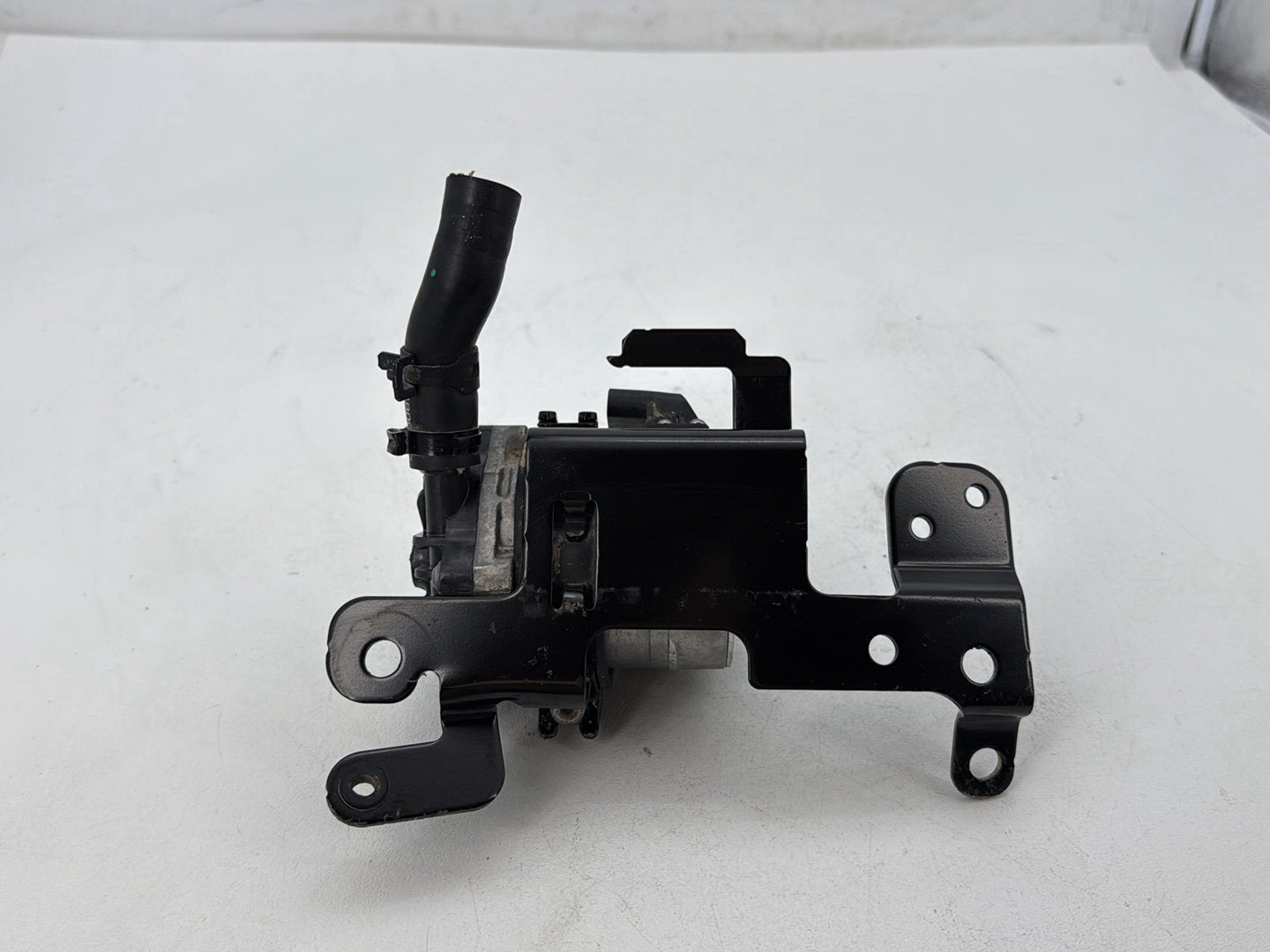 2014 Harley Electra Glide Touring CVO Screamin Eagle OEM Engine Coolant Motor Water Pump