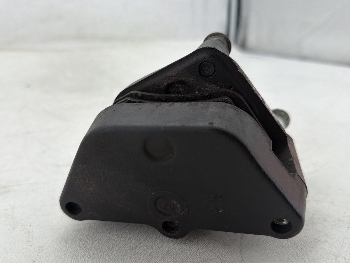 2006 Harley Electra Glide Touring Ultra FLHTCUI OEM Front Right 1 Brake Caliper