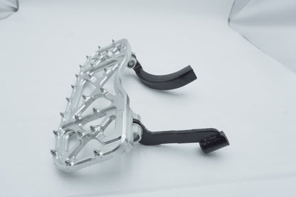 1999 - 2006 Harley-Davidson Touring Electra Glide Right Driver 1 Floorboard Foot Rest Aftermarket MX Style Wide Billet