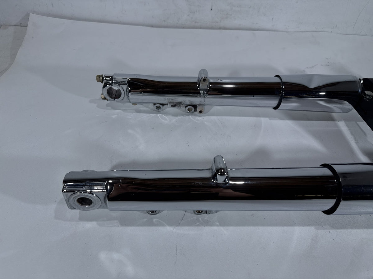04 Harley Road King Touring OEM Front Triple Tree Set & LH RH Fork Legs Sliders