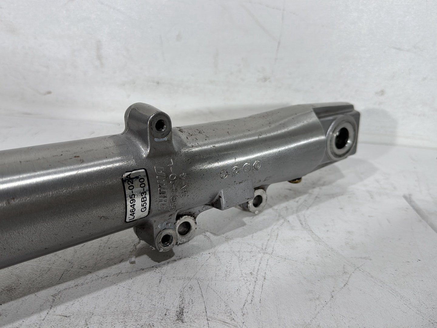 2005 Harley Electra Glide Touring Ultra FLHTCUI OEM Front Triple Tree Set & LH RH Fork Legs Sliders