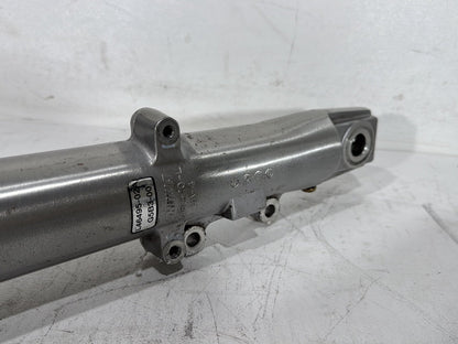 2005 Harley Electra Glide Touring Ultra FLHTCUI OEM Front Triple Tree Set & LH RH Fork Legs Sliders