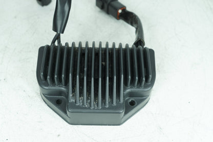 1999 - 2006 Harley-Davidson Dyna Super Glide Voltage Regulator Rectifier   	74631-06