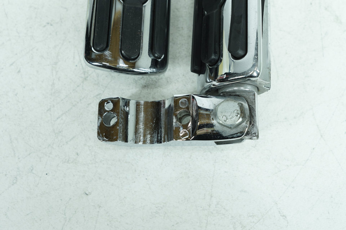 2007 - 2011 Harley-Davidson Touring Street Glide Front Right Left Highway Foot Pegs KK210308-E-DE