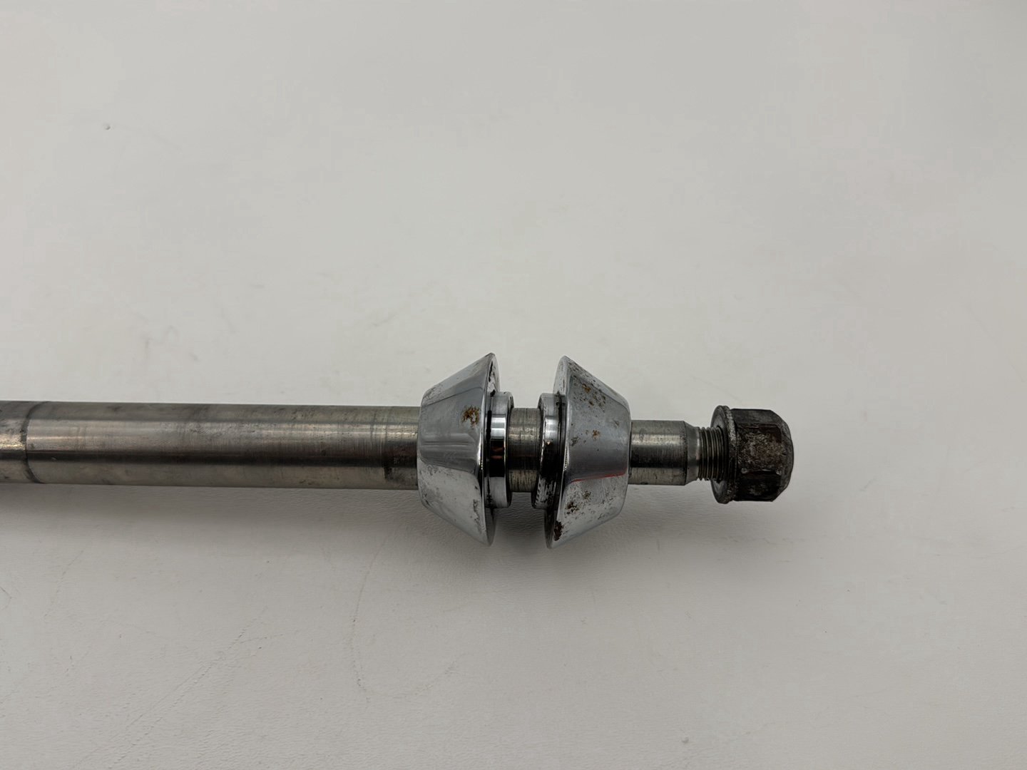 2013 Harley Street Glide Touring FLHX OEM Front Wheel Axle Bolt Shaft