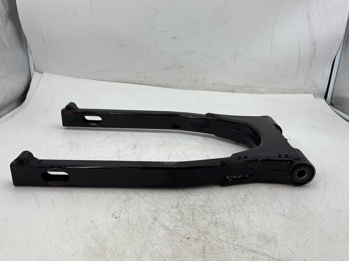 1996 Harley Electra Glide Touring FLHT OEM Rear Fork Swingarm Swing Arm
