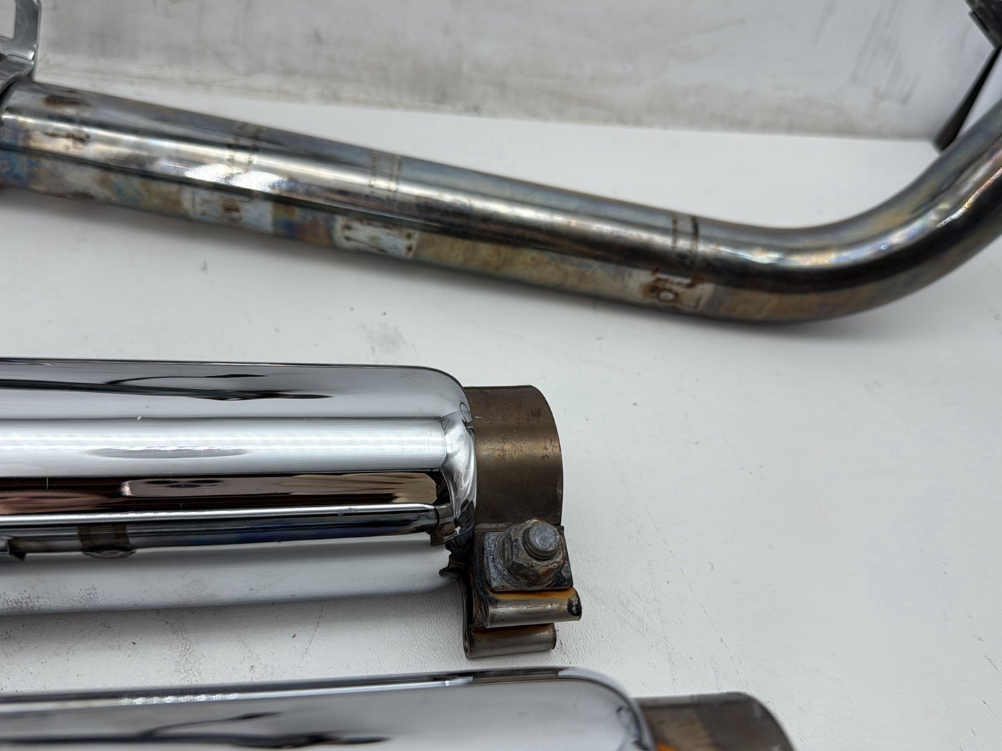 2008 Harley Softail Deluxe FLSTN OEM Exhaust Header Pipes Muffler