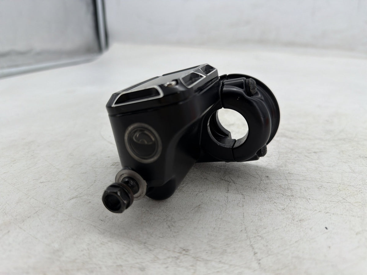 09 Harley Street Glide Touring FLHX OEM Front Right Brake Lever Master Cylinder
