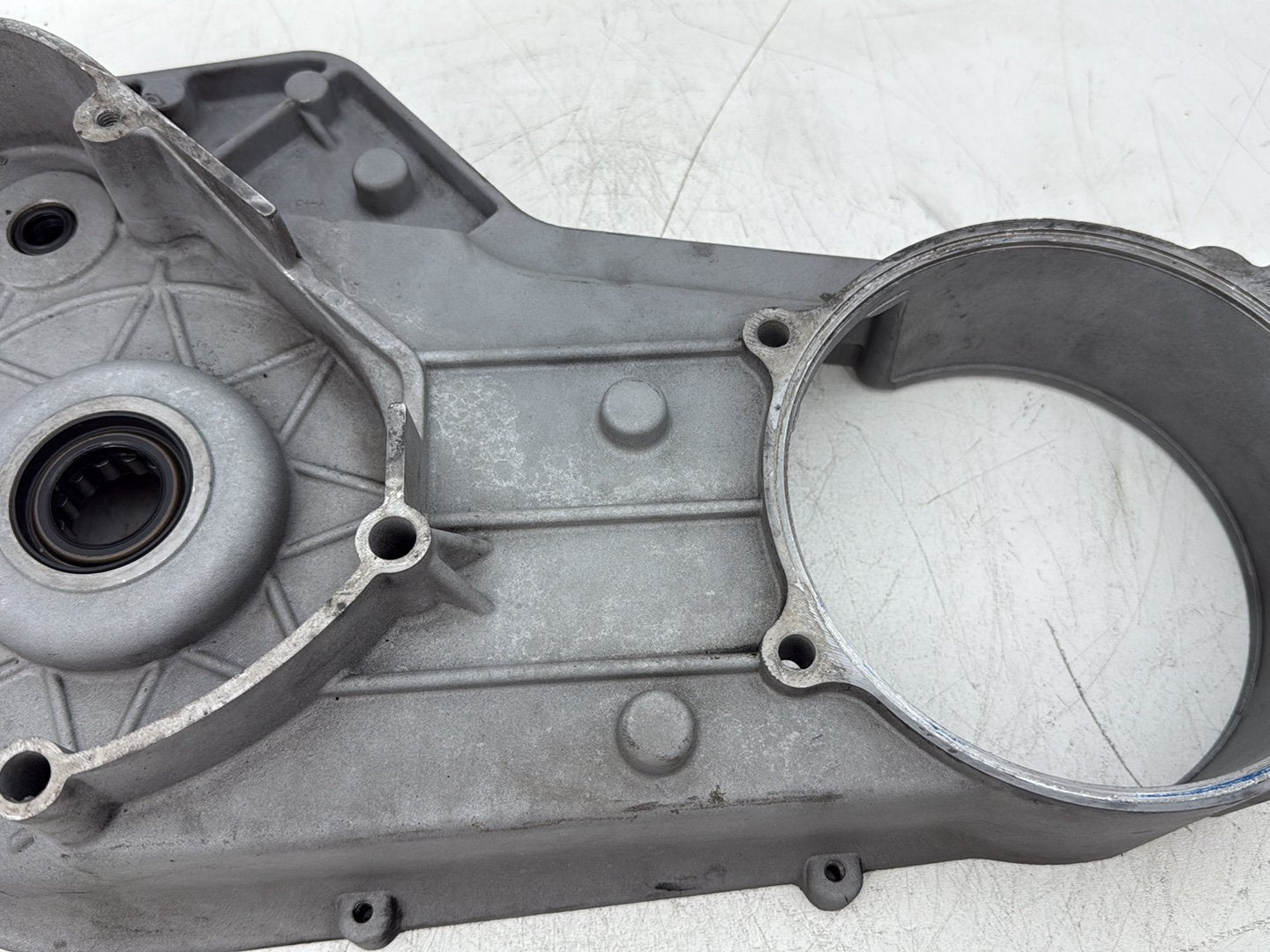 2006 Harley Electra Glide Touring Classic FLHTCI OEM Inner Primary Clutch Cover