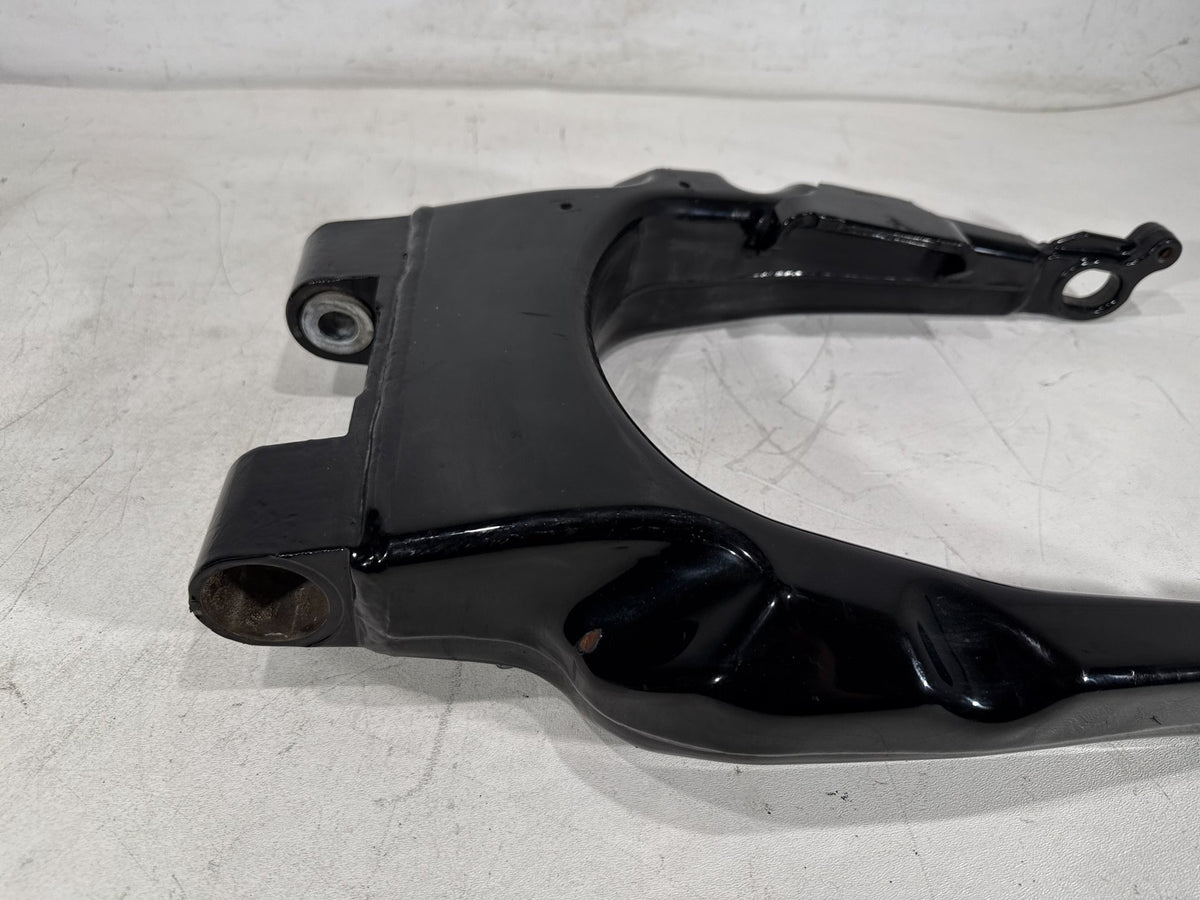 2012 Harley Street Glide Touring FLHX OEM Rear Fork Swingarm Swing Arm