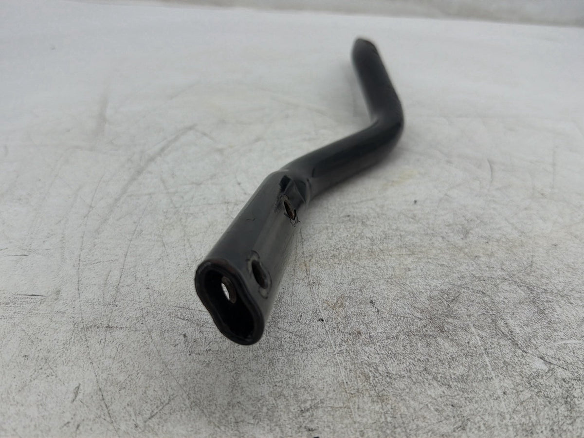 06 Harley Dyna Super Glide OEM Exhaust Muffler Interconnect Bracket Support Bar