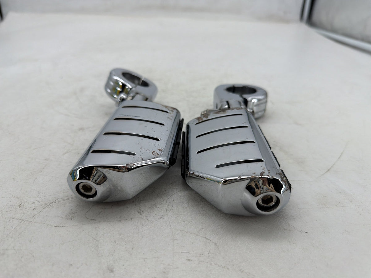 2012 Harley Street Glide Touring FLHX OEM Front Right Left Highway Foot Pegs