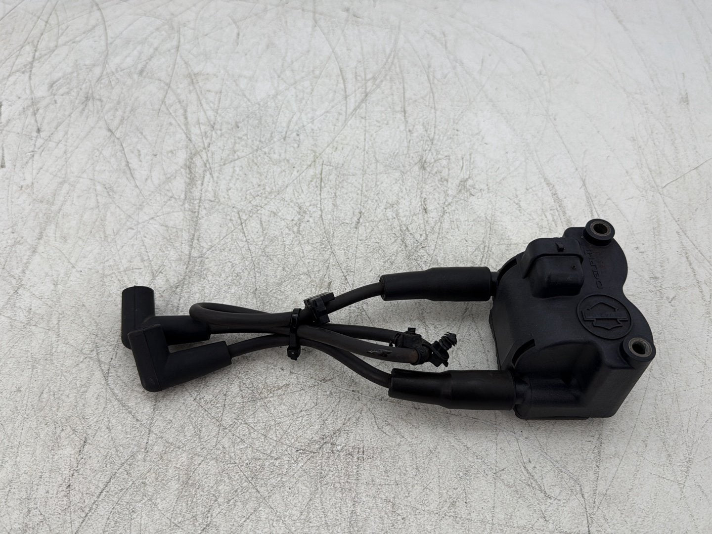 2007 Harley Dyna Street Bob FXDBI OEM Ignition Coil Spark Plugs Cable