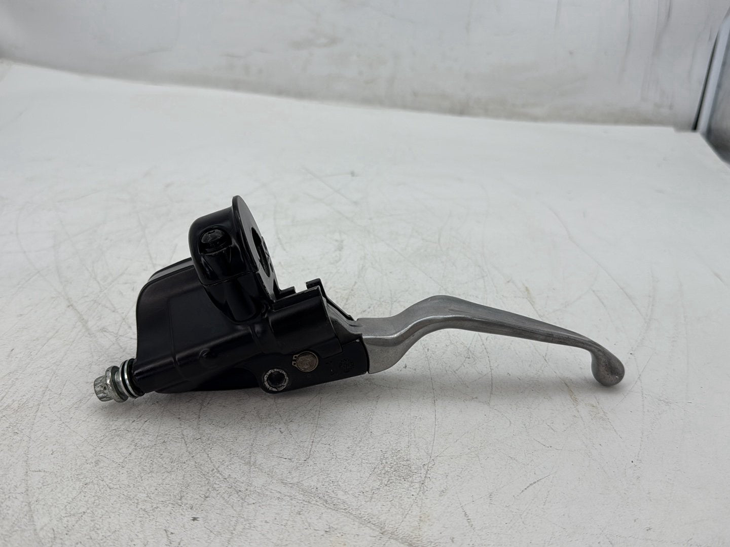 2001 Harley Sportster 883 Hugger XLH883 OEM Front Right Brake Lever Master Cylinder