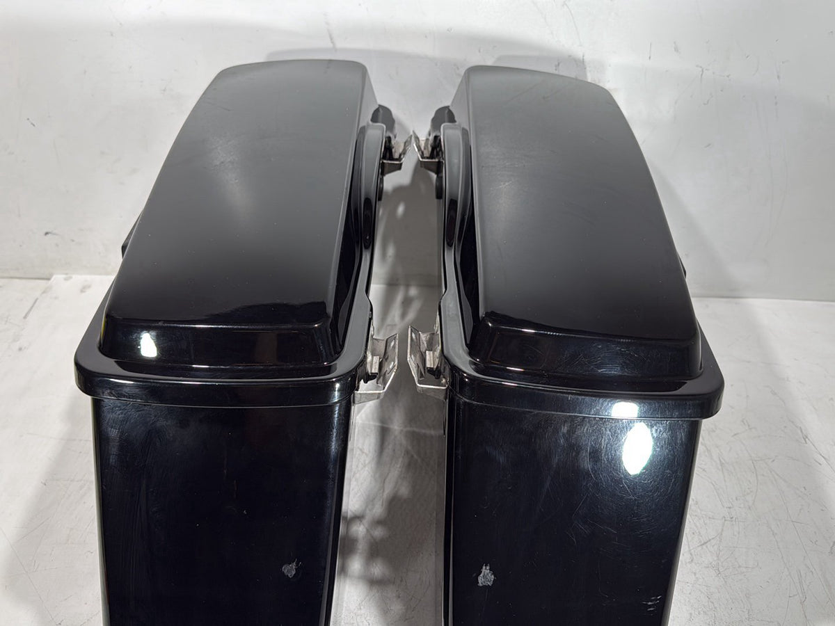 2007 Harley Touring FLHTP Electra Glide Police OEM Left Right Saddlebags Luggage NOKey