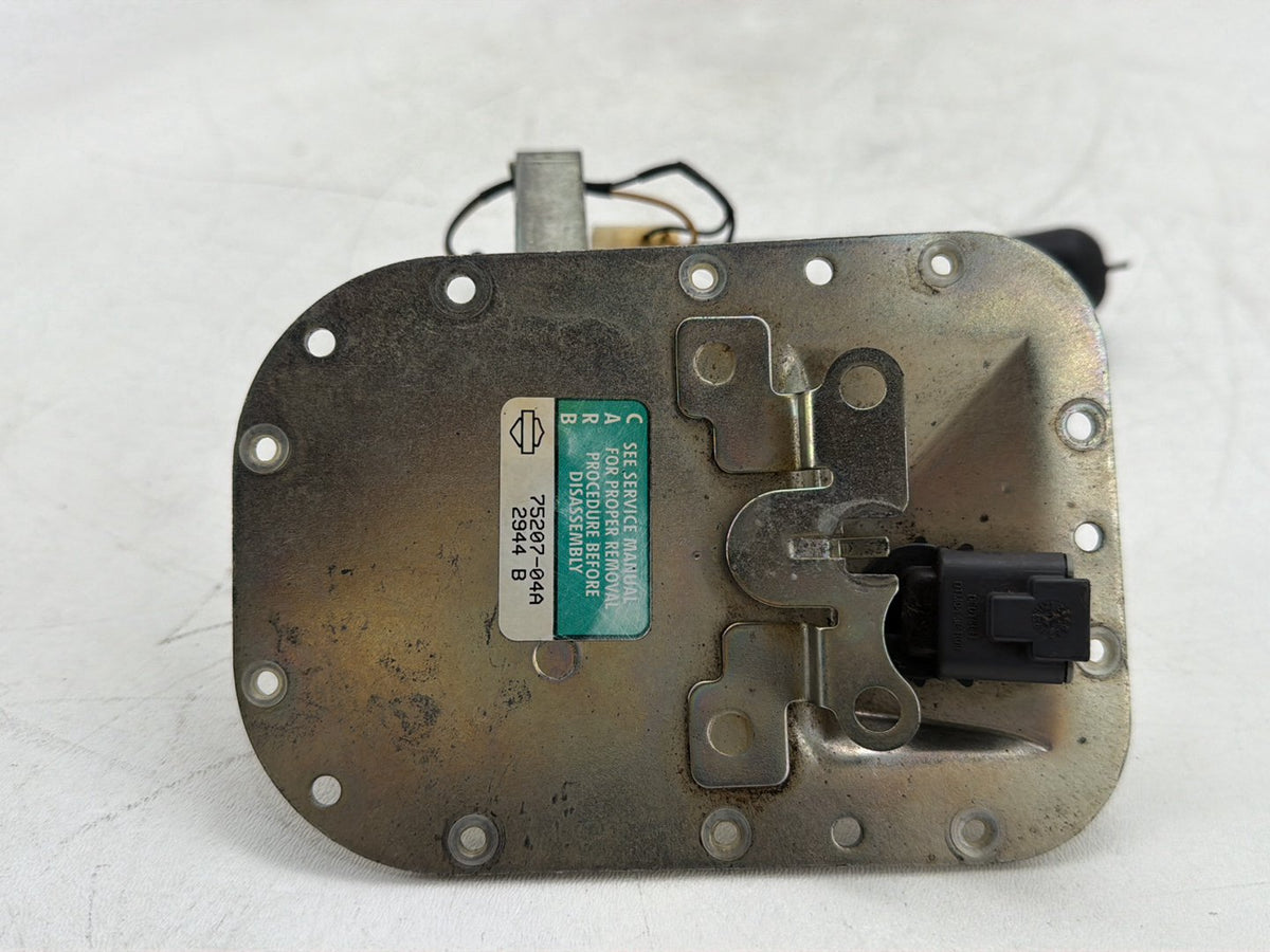 2005 Harley Softail Fat Boy FLSTF OEM Fuel Pump Gas Gasoline Petrol Sending CARB
