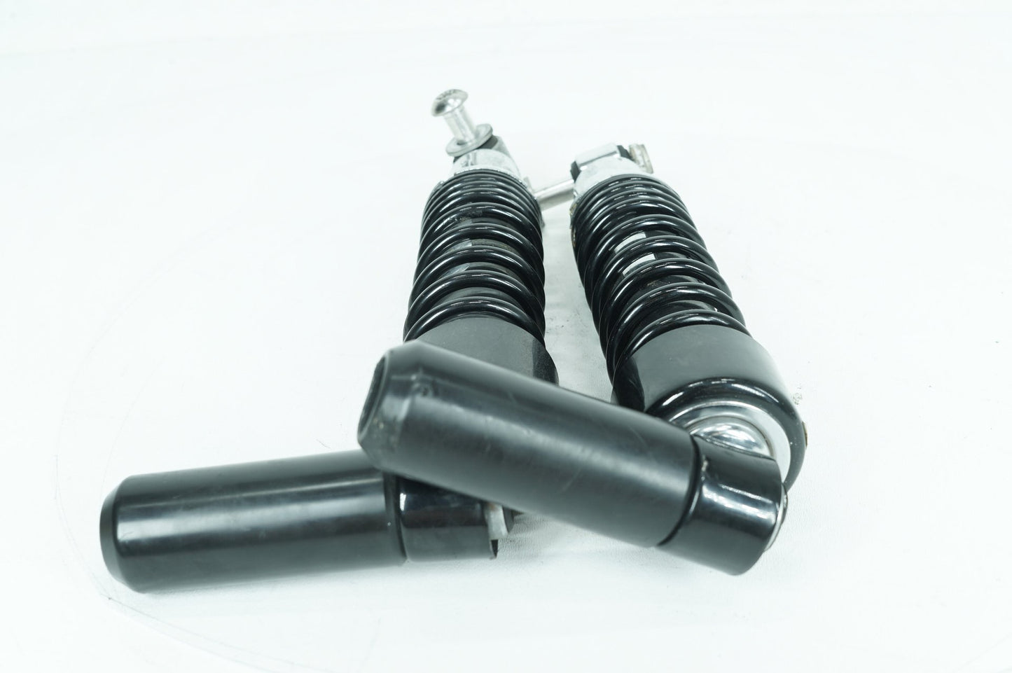 2013 - 2022 Harley-Davidson Sportster Iron Rear Left Right Shock Absorbers 54550-10