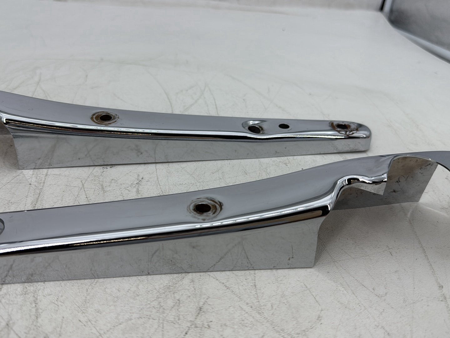 2008 Harley Sportster XL883L 883 Low OEM Rear Left Right Fender Struts Bracket