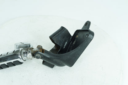 2000 - 2006 Harley-Davidson Softail Deuce Right Driver Foot Controls Peg Rest 42507-00B