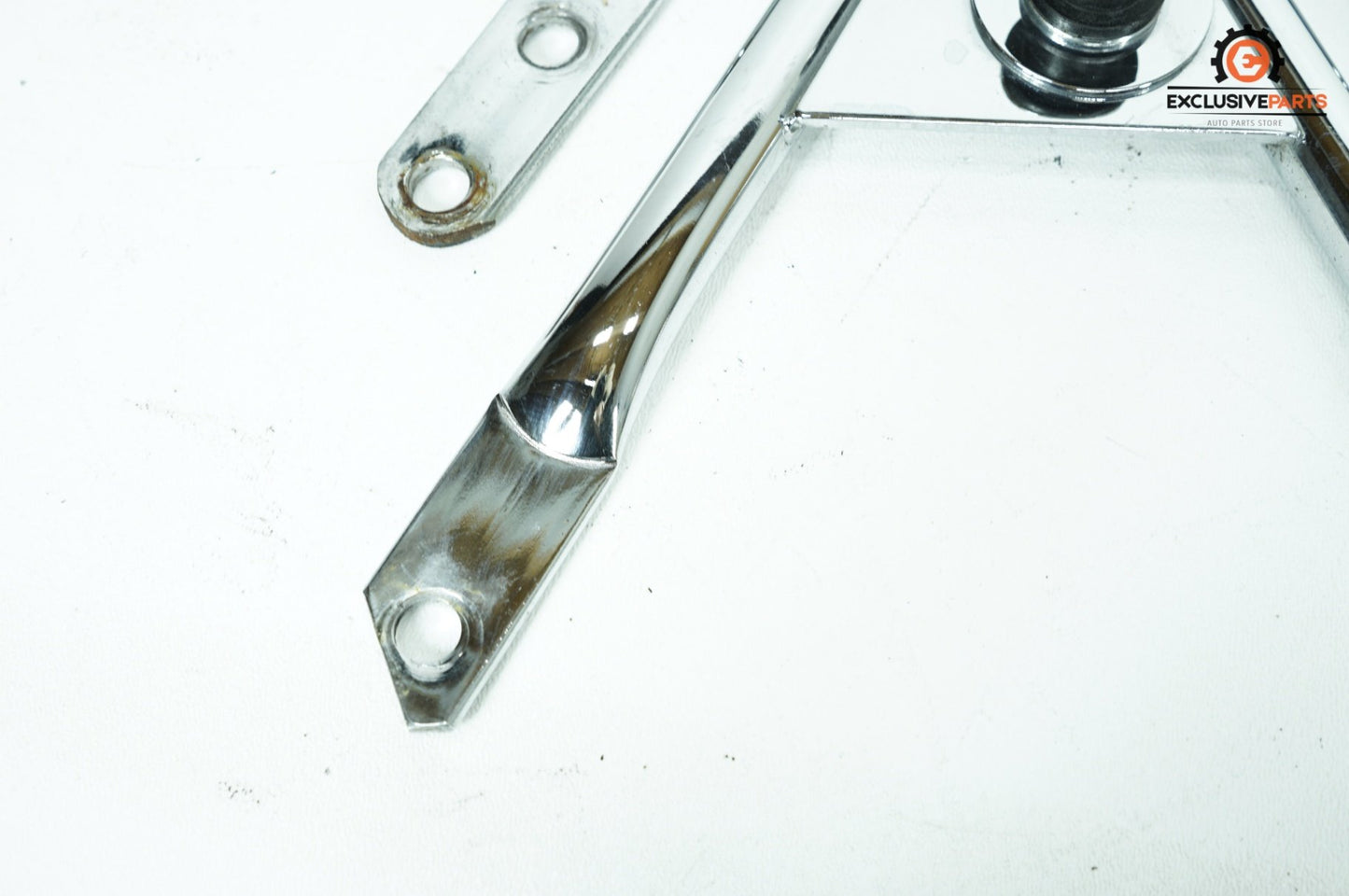1999 - 2006 Harley-Davidson Touring Road King Classic Detachable Tour Pak Luggage Box Bracket 53706-95