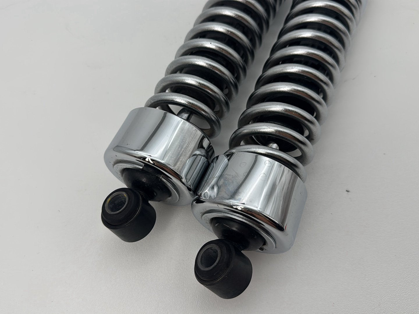 1999 - 2006 Harley-Davidson Dyna Wide Glide Rear Left Right Shock Absorbers 54512-90A