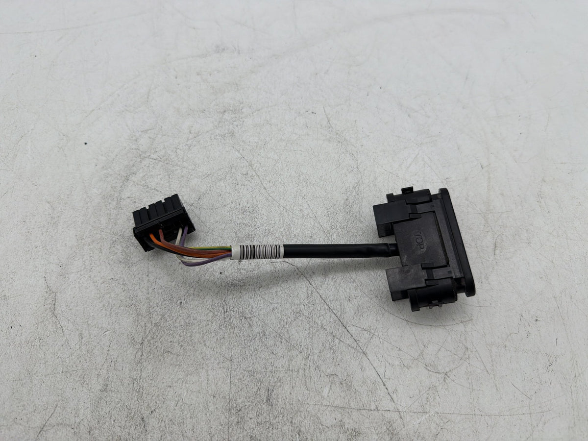 2011 Harley Electra Glide Touring Police OEM Dash Indicator Lamp Wire Plug In