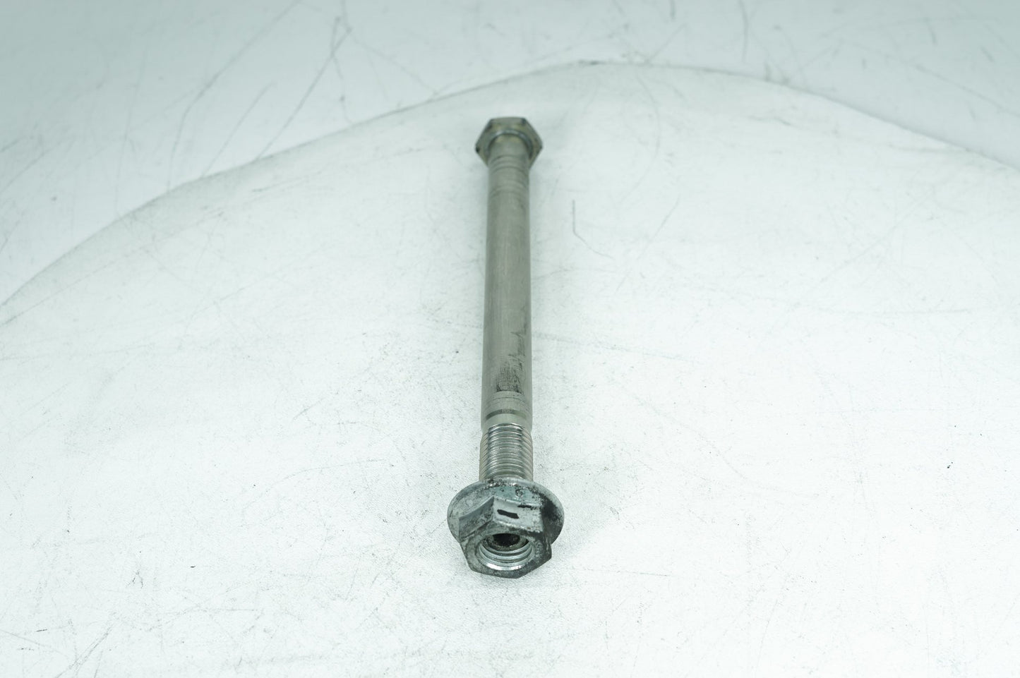 2007 - 2017 Harley-Davidson Dyna Low Rider Rear Fork Swingarm Pivot Bolt Shaft 47641-06