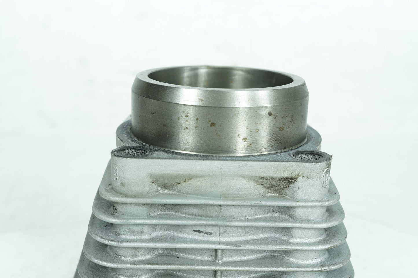1991 - 2003 Harley-Davidson Sportster Hugger Twin Cam Engine Jug 1 Cylinder Barrel 16446-86B